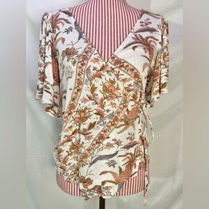 Lucky Brand Floral Bohemian White Wrap Top Flutter Sleeves Summer Size Medium